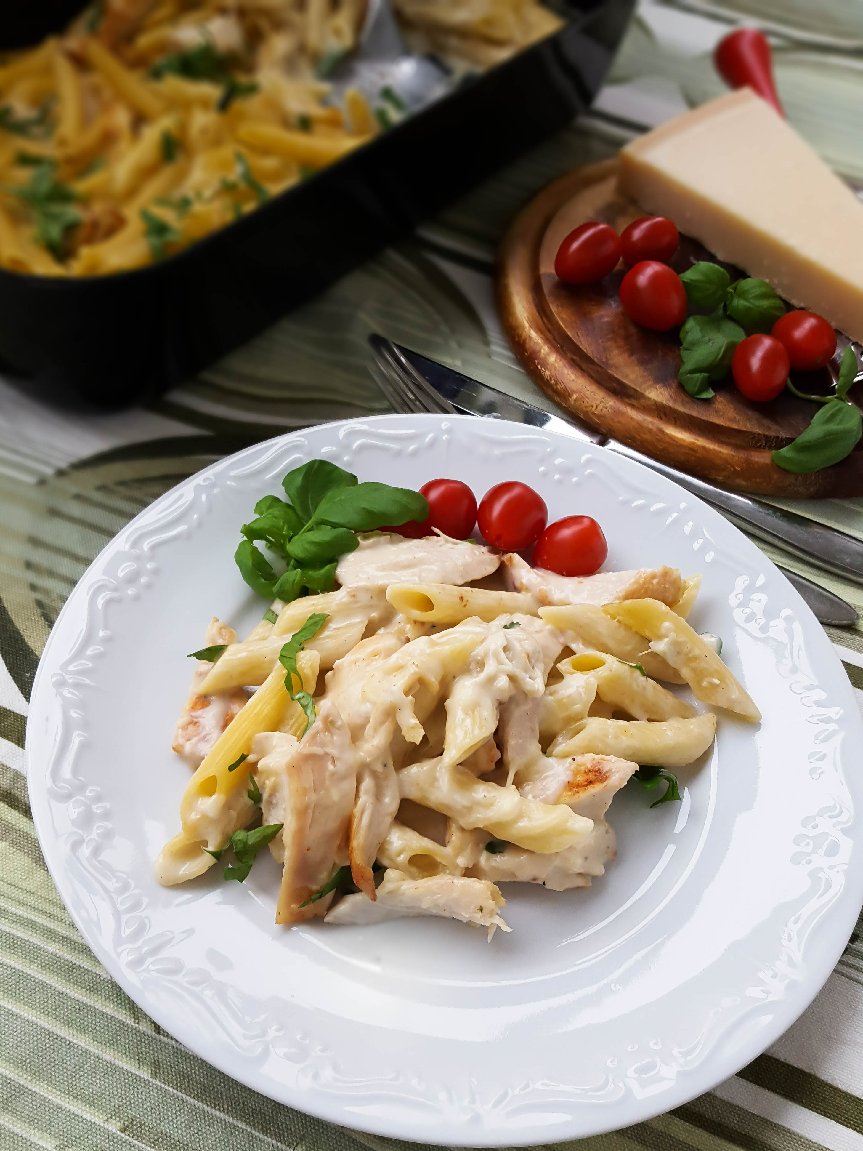 Ugnsbakad pasta alfredo Pastagratäng ZEINAS KITCHEN