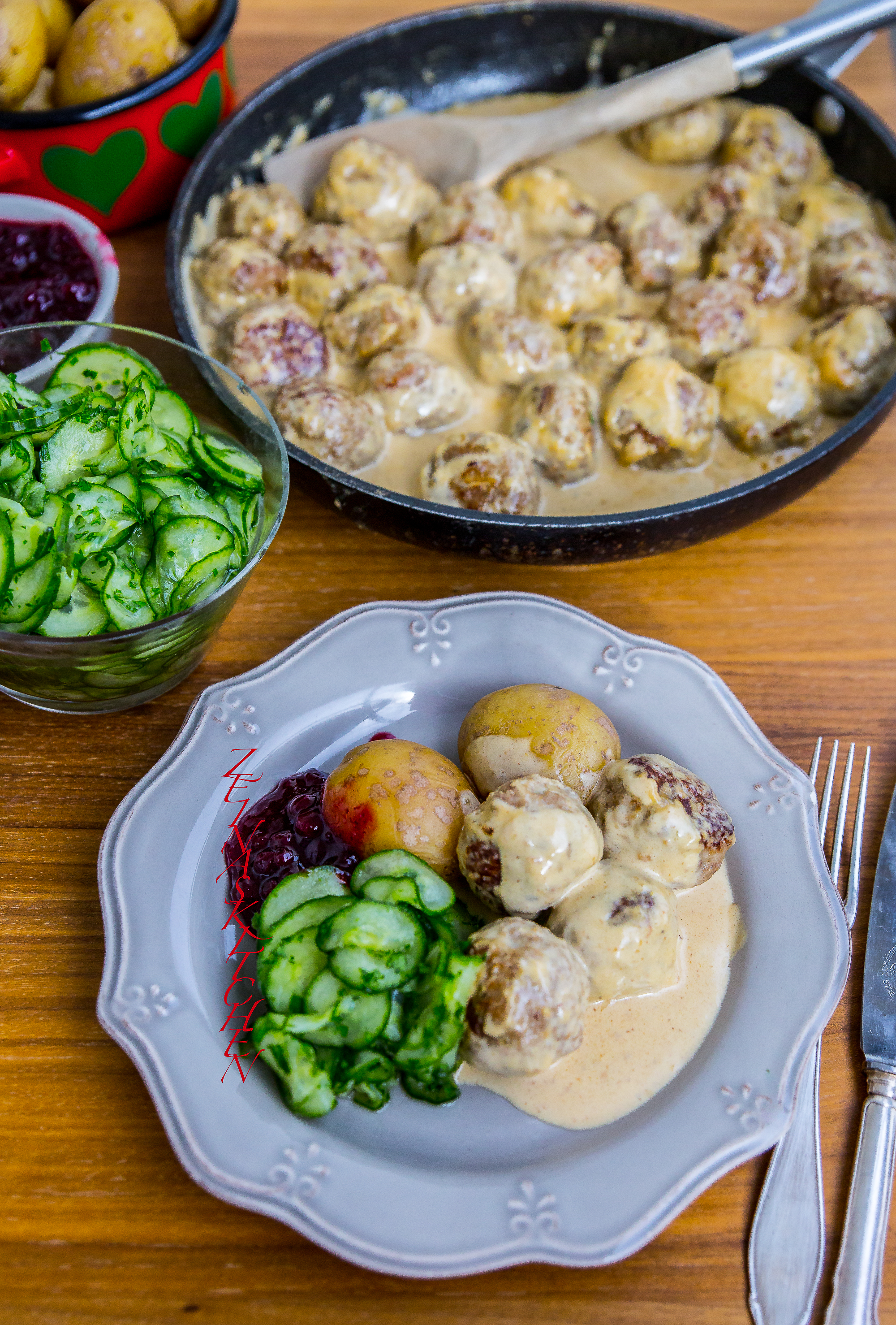 köttbullar och gräddsås recept köttbullar och gräddsås recept