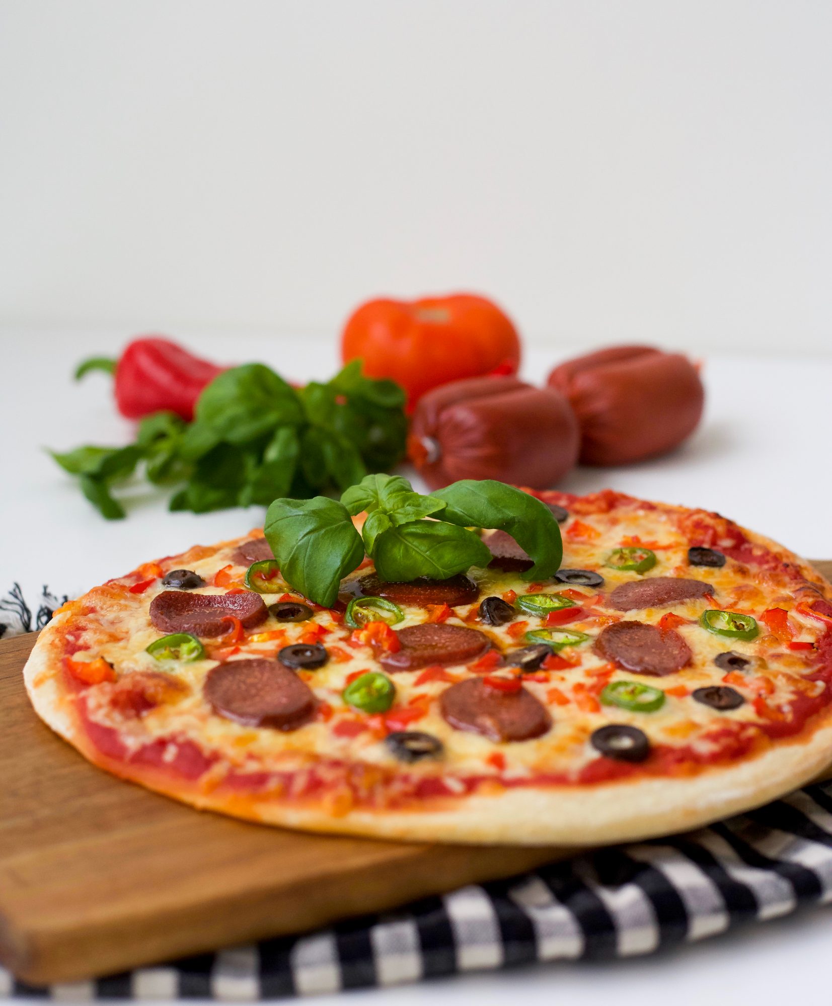 sujuk pizza - ZEINAS KITCHEN